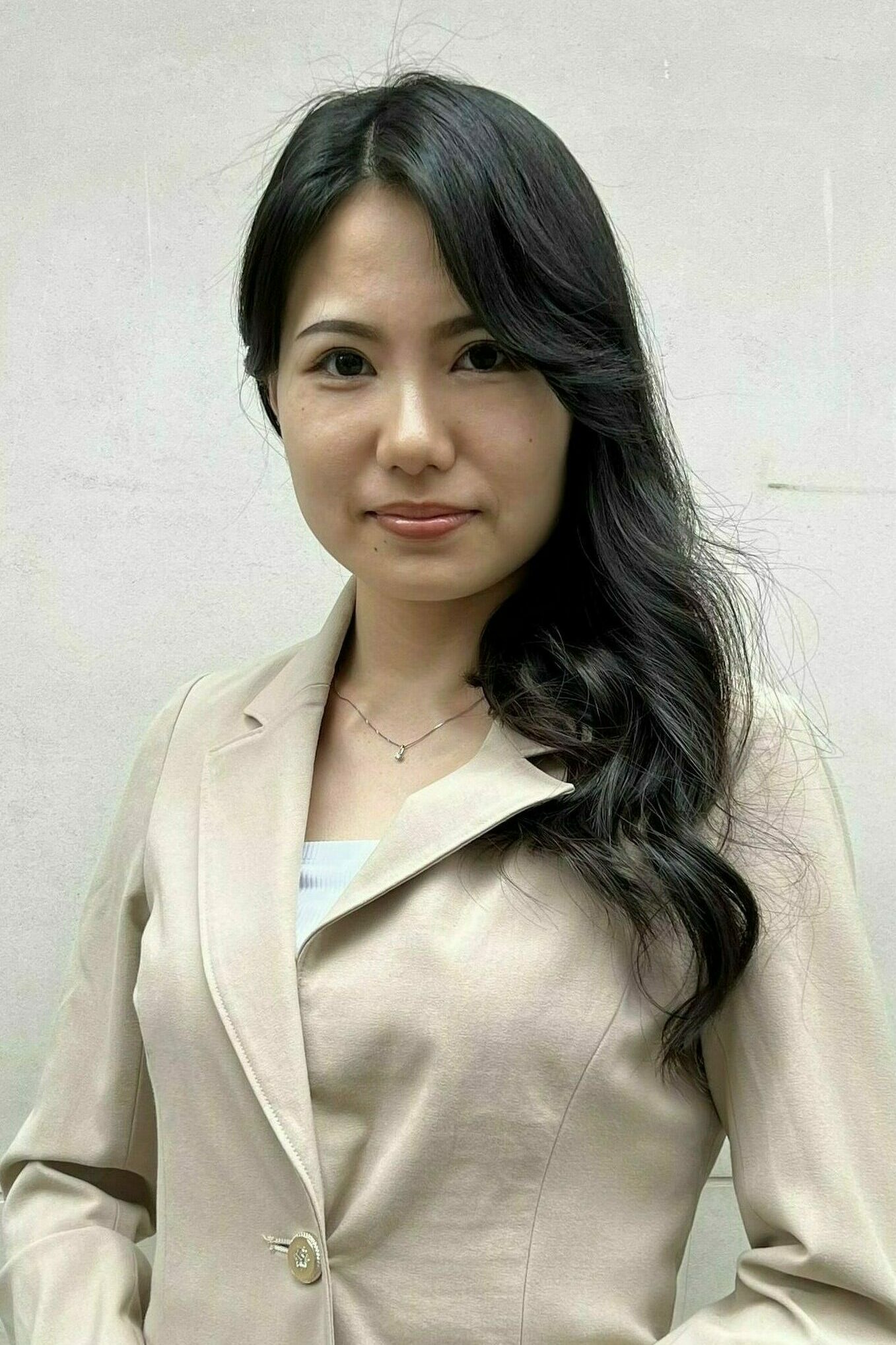 Hibiki Garner - Receptionist at Hiro Miyoshi